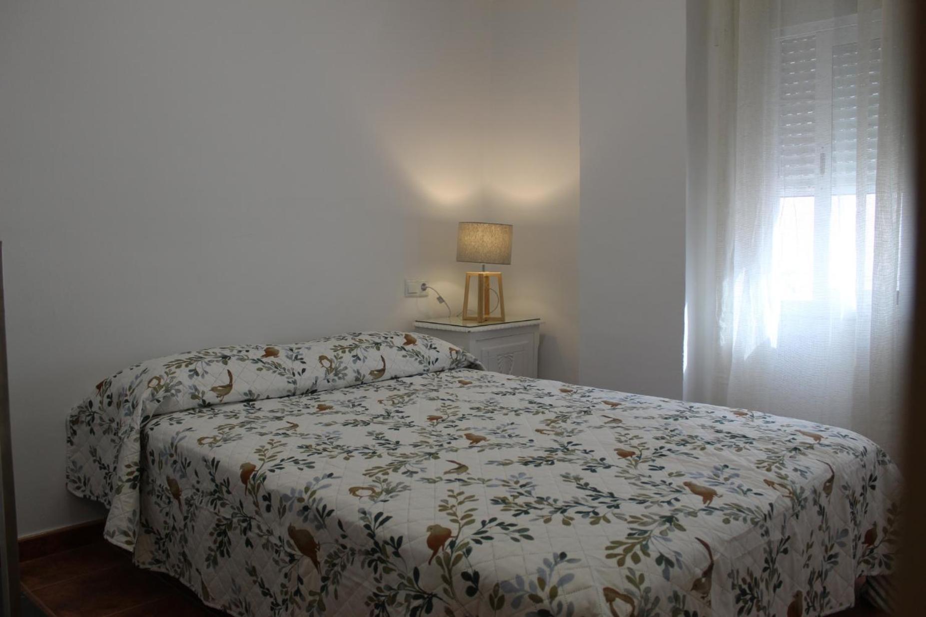 Ella Apartment Cazorla Bagian luar foto