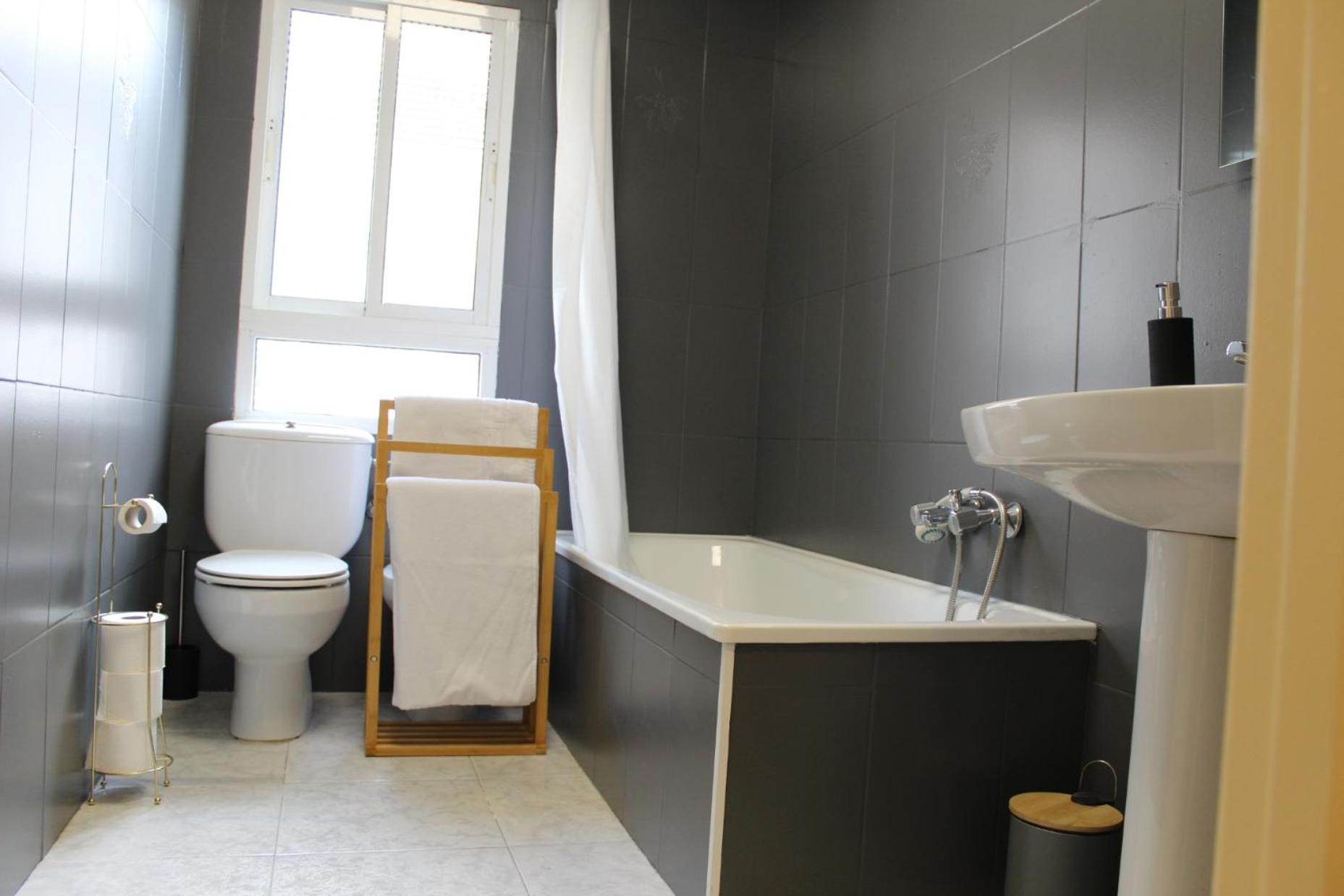 Ella Apartment Cazorla Bagian luar foto